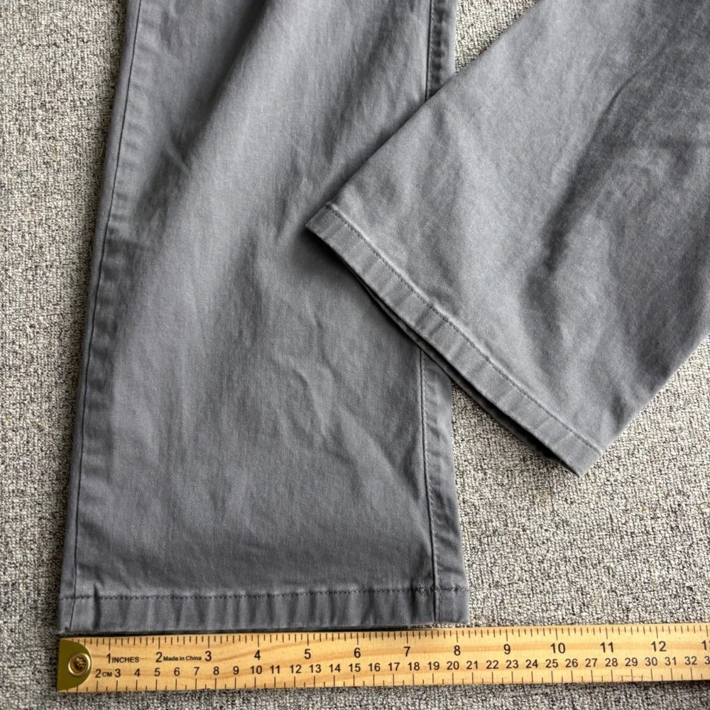 Lee Pants Mens 34x31 Extreme Comfort Straight Fit Grey Performance Stretch